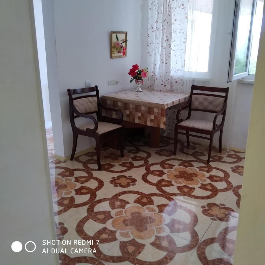 Silviya Apartment In The Center เยเรวาน ภายนอก รูปภาพ