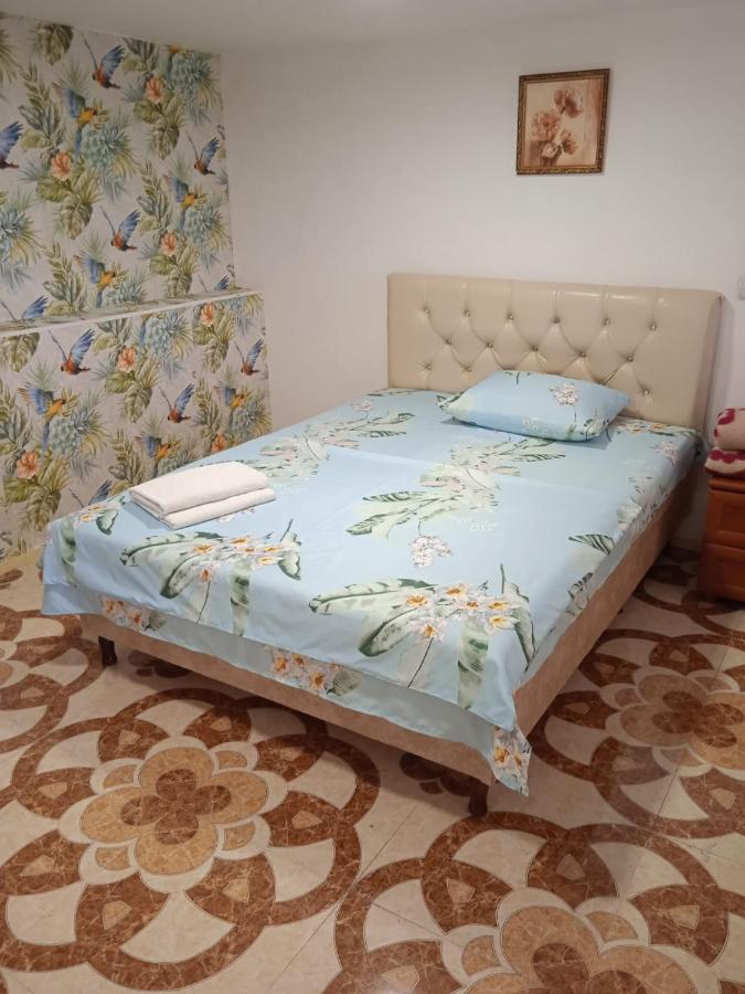 Silviya Apartment In The Center เยเรวาน ภายนอก รูปภาพ
